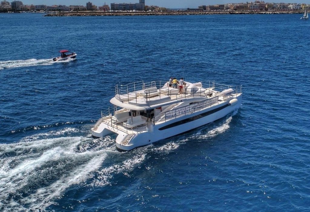 catamarano porto cesareo