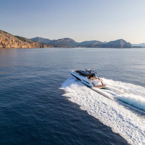 salento-sunshine-princess-v65-noleggio-yacht-santa-maria-di-leuca (6)